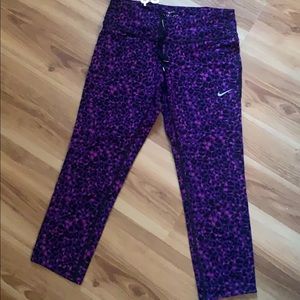 Nike leggings